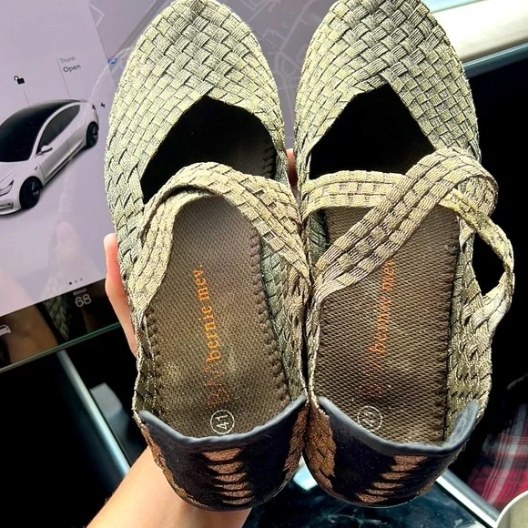 BM Bernie Mev Goldish size 41